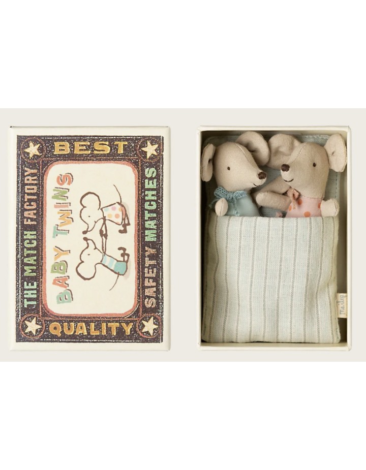 les jumeaux bébé souris dans leur boite de MAILEG