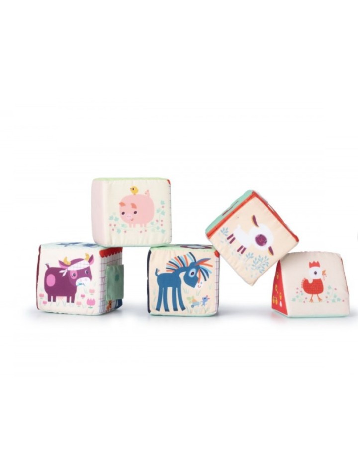 la-ferme-cubes-à-empiler-lilliputiens