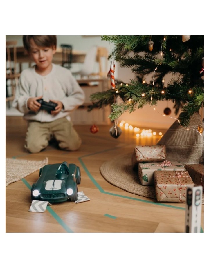 I- VOITURE TELECOMMANDEE VERTE