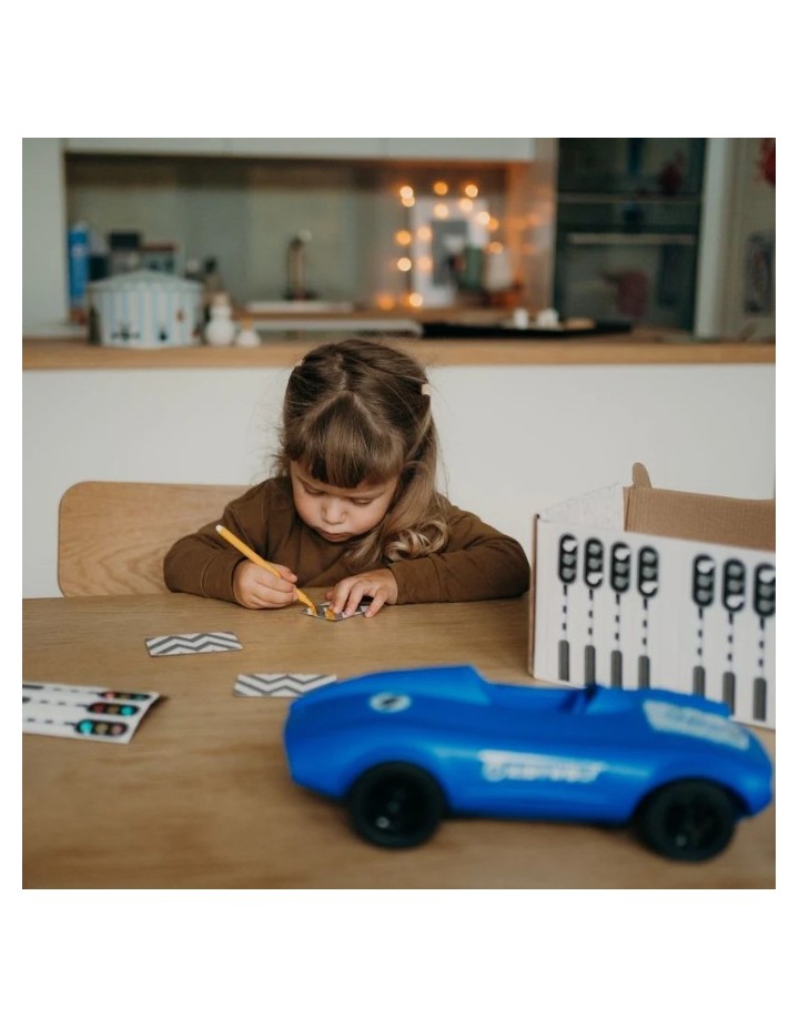 VOITURE TELECOMMANDEE BLEUE