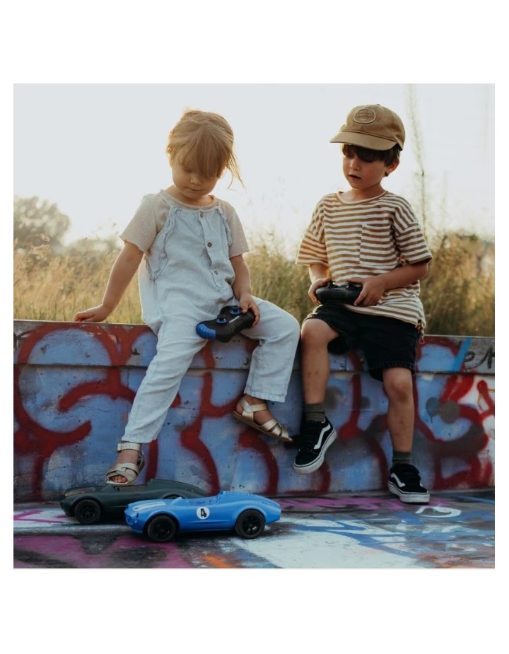 VOITURE TELECOMMANDEE BLEUE