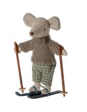 I- SOURIS EN HIVER SUR SES SKIS, GRAND FRÈRE