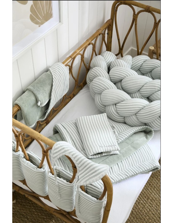 I- Protége carnet de santé rayé vert de gris