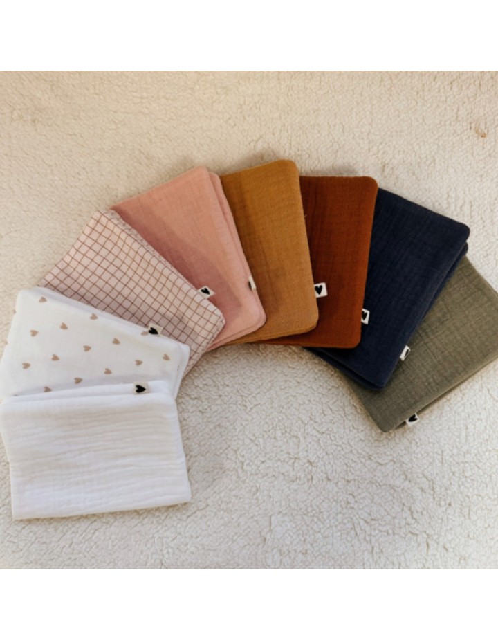 I- PROTÈGE PASSEPORT GAZE CARAMEL