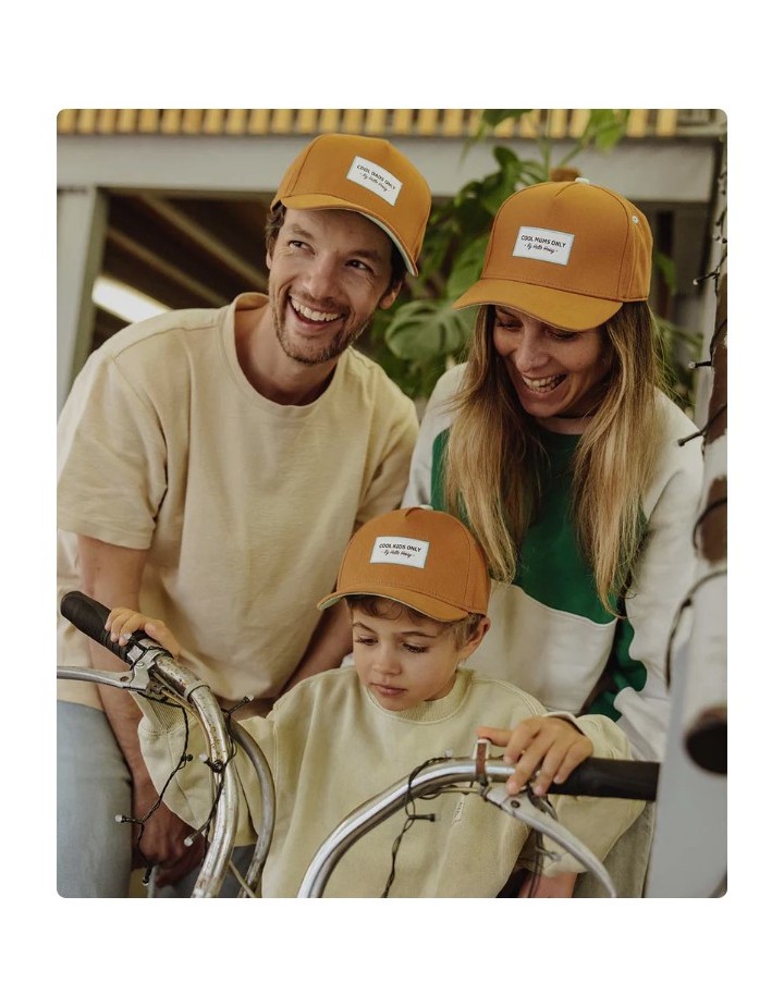 I- CASQUETTE  MINI PEANUT