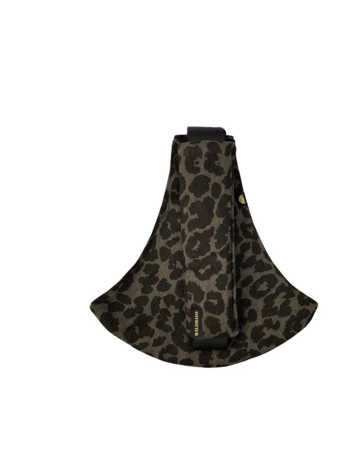 Porte-bébé Wildride Léopard Gris – Ergonomique, léger & tendance