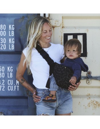 Porte-bébé Wildride Léopard Gris – Ergonomique, léger & tendance