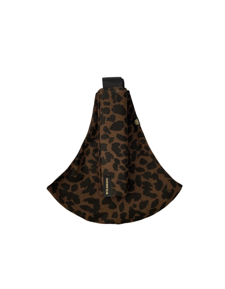 Porte-bébé Wildride Léopard Marron – Ergonomique & Léger | Portage bébé 9 mois-4 ans