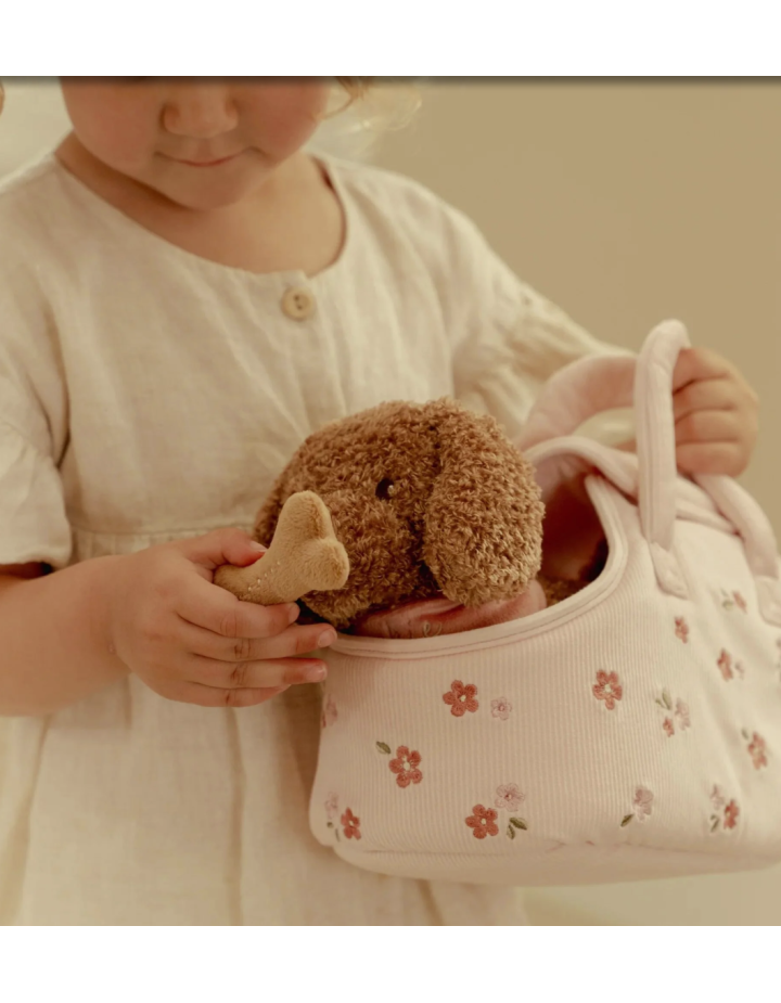 CHIEN EN PELUCHE DANS UN SAC JACKIE