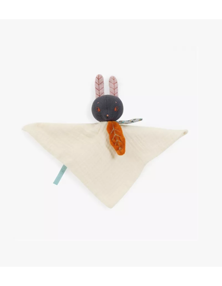 DOUDOU LAPIN CREME  APRES LA PLUIE