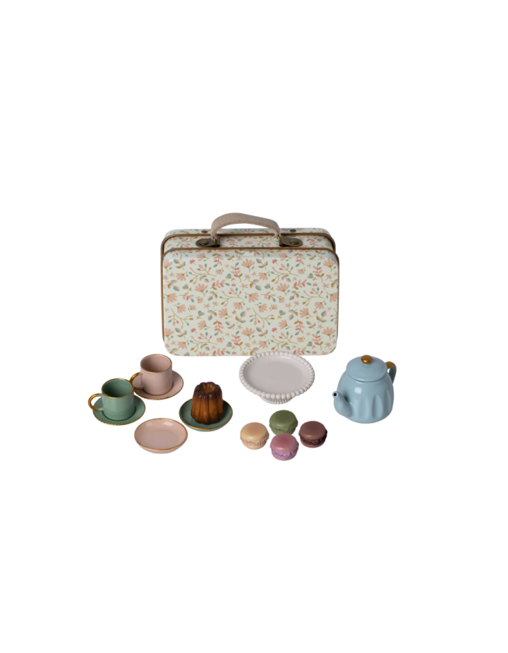 PETIT PLAISIR DE L'APRÈS-MIDI MERLE