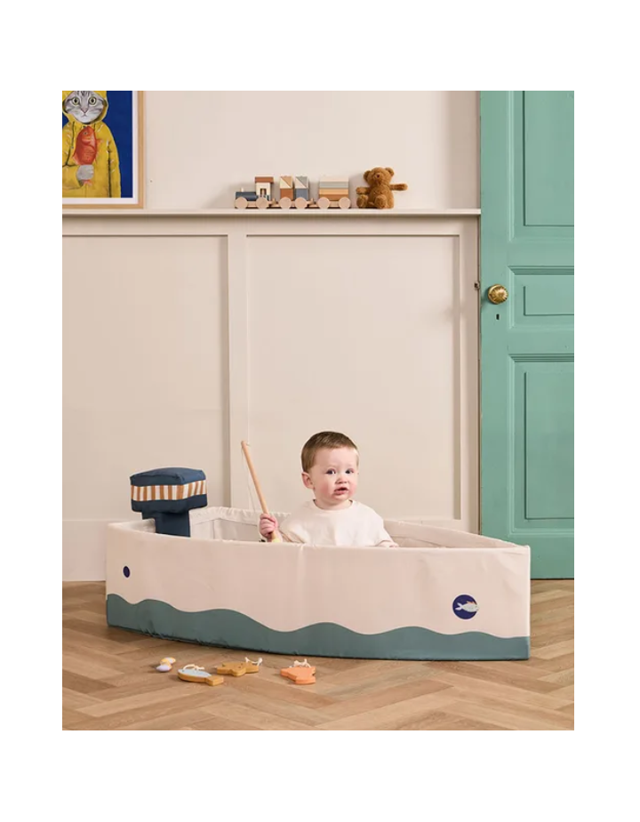 BATEAU AVEC SET DE PÊCHE