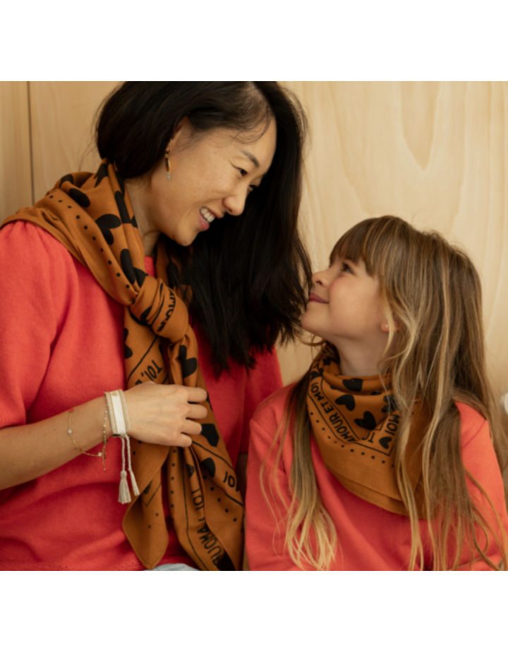 Foulard Marron & Noir 100×100 cm – Gaze de Coton | Atelier Wagram