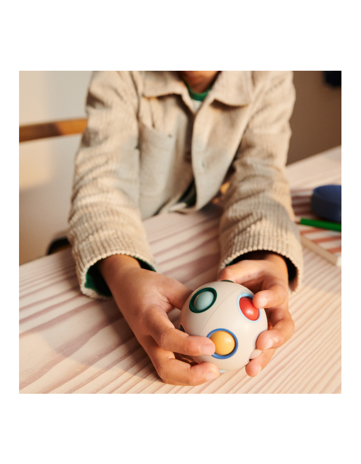 Balle Puzzle Solene Liewood – jouet éducatif motricité & couleurs