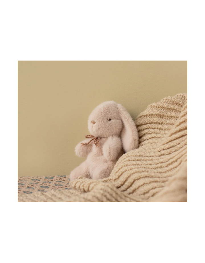 Peluche lapin Maileg Mini Light Powder – Petit Bunny doux