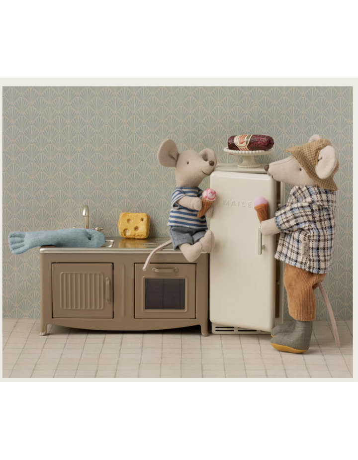 Réfrigérateur souris Maileg blanc cassé – meuble cuisine poupée