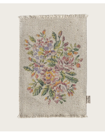 Tapis miniature Maileg fleurs medium – déco maison poupée souris