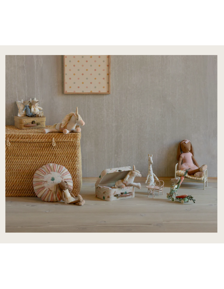 Peluche Licorne Maileg Medium – jouet féerique enfant & maison de poupée