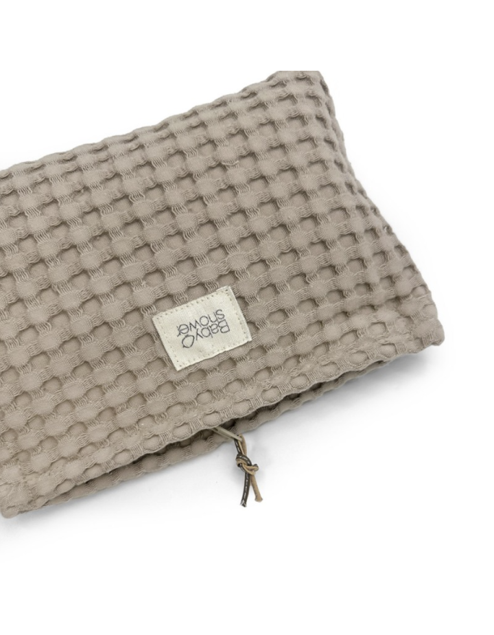 Pochette couches Gaufre Latte – Babyshower | Organisateur bébé nomade
