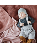 Couverture bébé tricotée laine Burned Clay – Noviazy | Cocon doux naissance