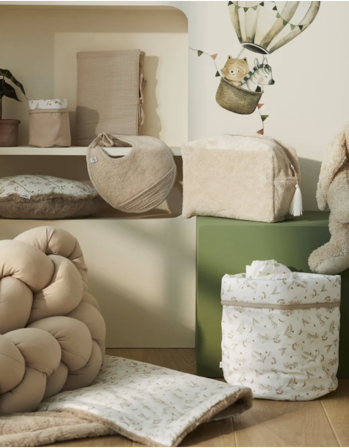 Bavoir bandana réversible Biscuit – BB&Co | Bambou ultra doux bébé