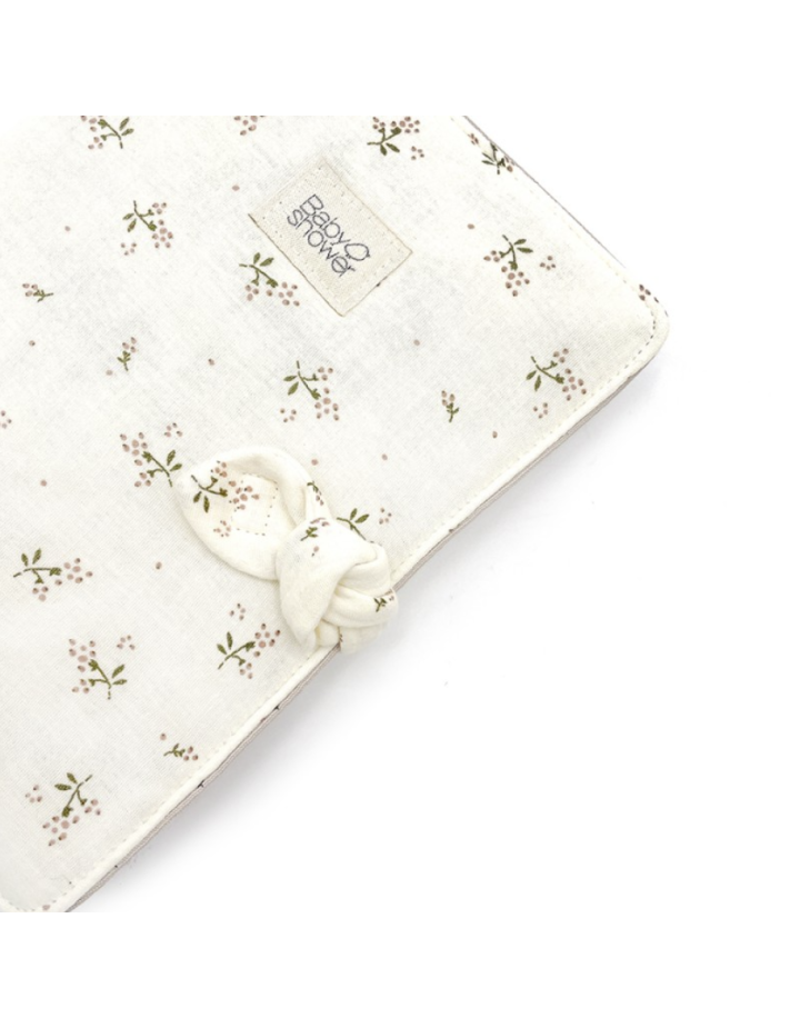 Protège carnet de santé Roseberry – Babyshower | Housse avec nœud