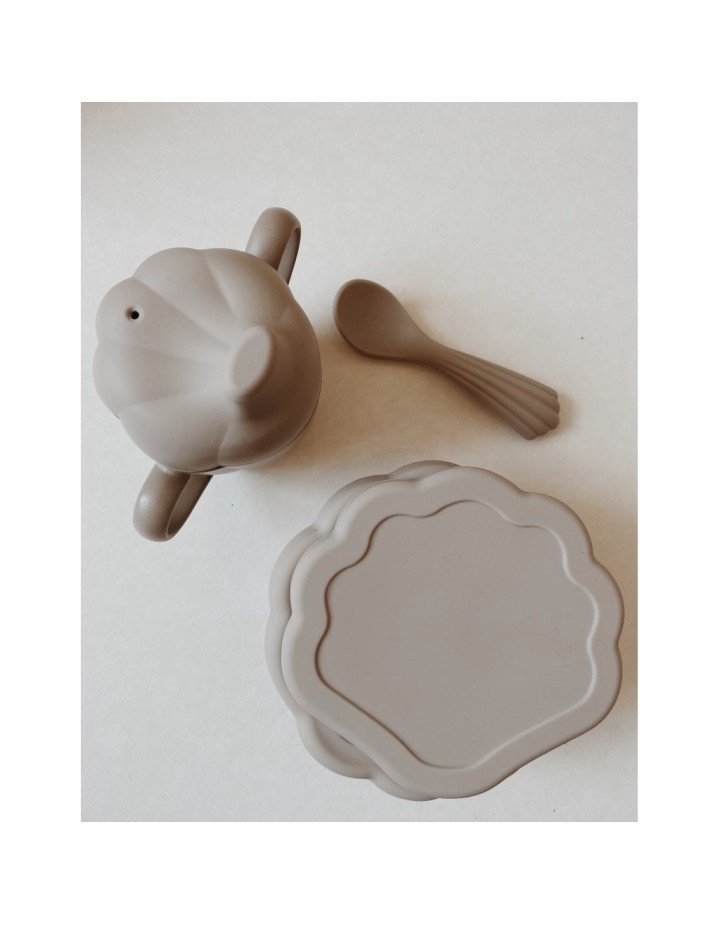 Set de vaisselle d'apprentissage en silicone Clam warm grey - KONGES SLOJD